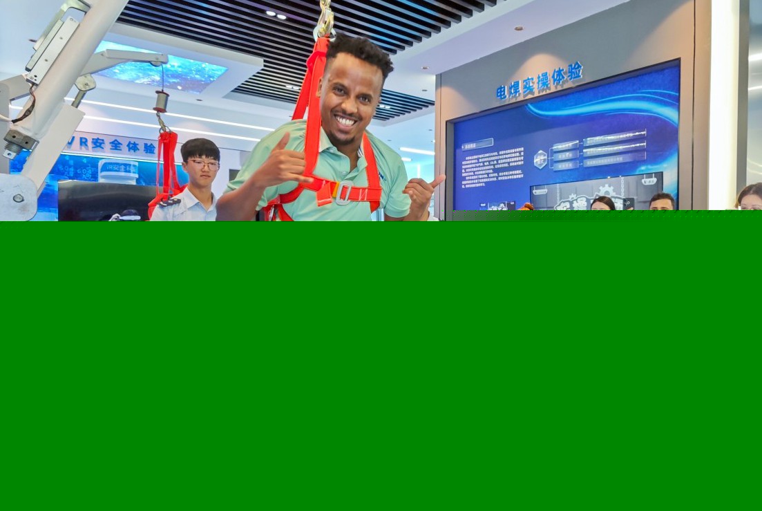 国际友人3.jpg